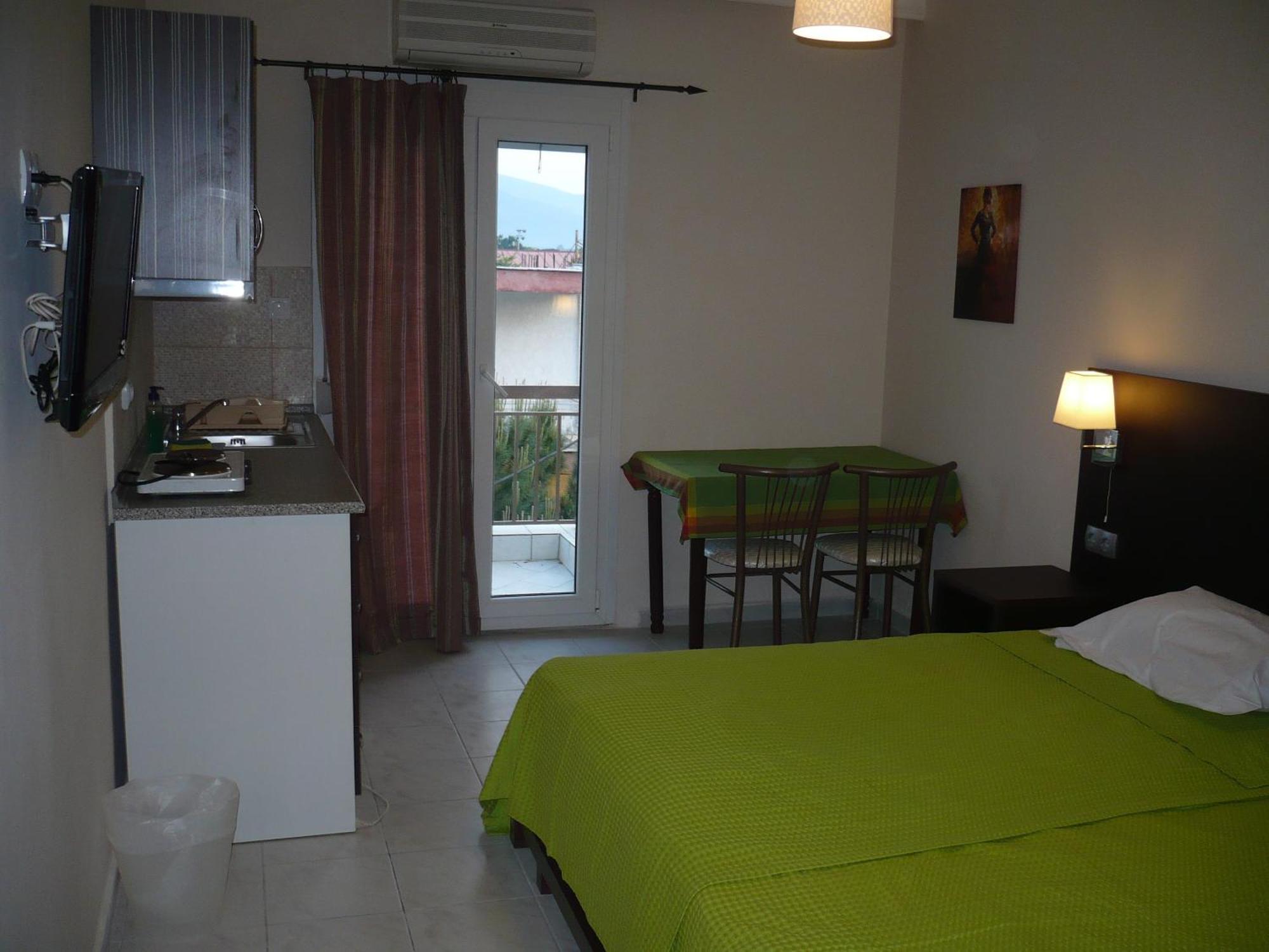Big Dino'S Galini Apartman Aszproválta Kültér fotó